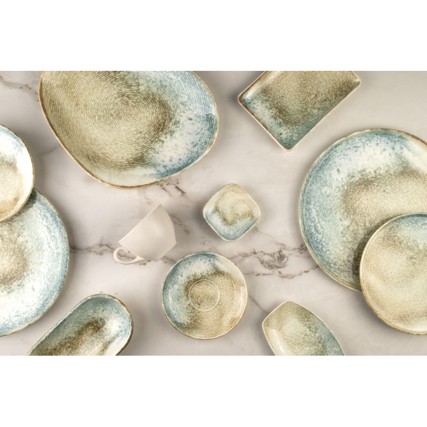 18-osaline värviline portselanist söögikomplekt