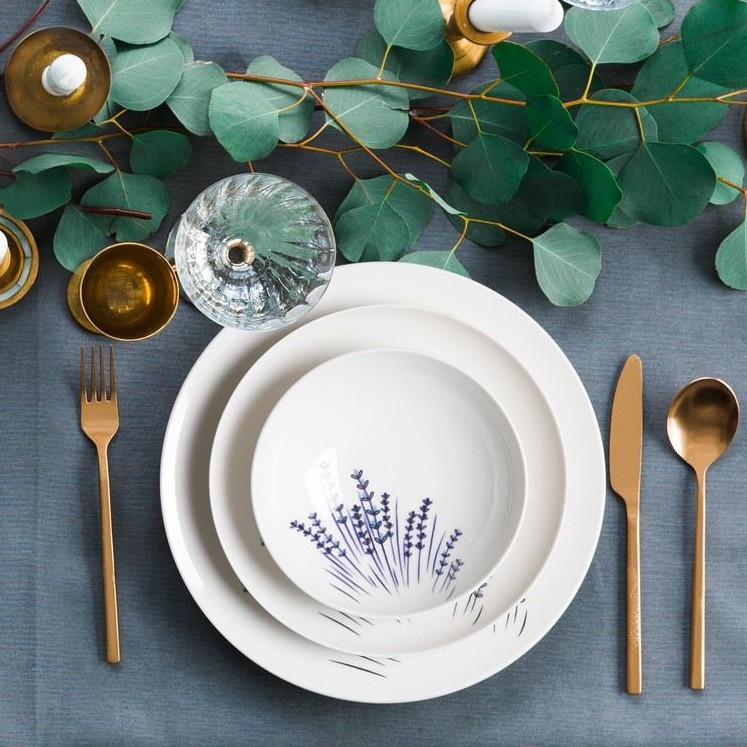 24-osaline portselanist söögikomplekt, valge/sinine