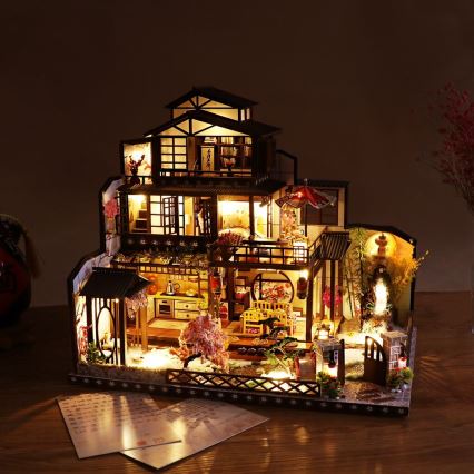 2Kids Toys - Minimaja Uhke sakura villa 2xAAA