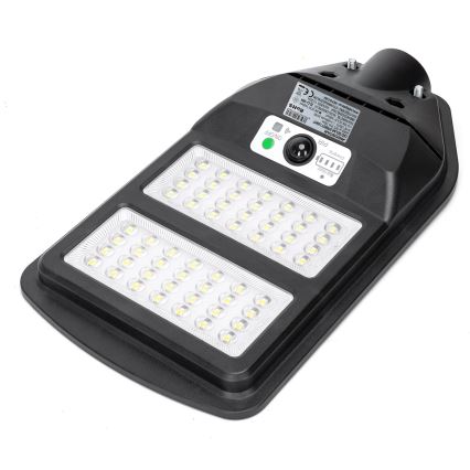 Aigostar - LED Päikesepaneeliga tänavalamp koos anduriga LED/70W/3,2V 4000mAh IP65 6500K + kaugjuhtimispult