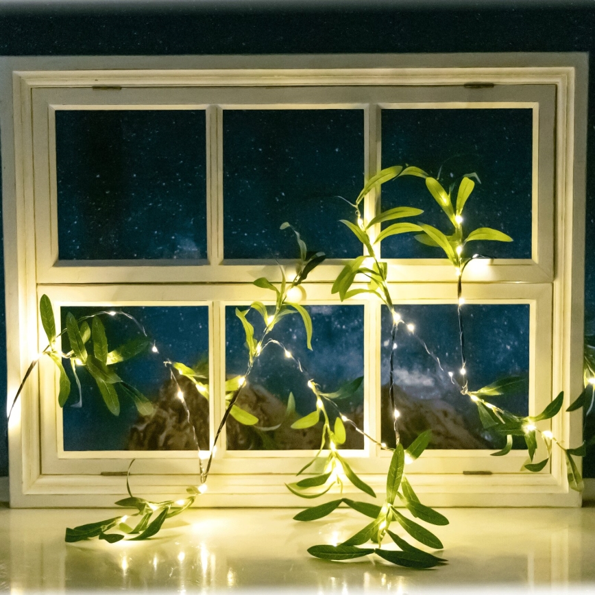 Aigostar - LED päikesepaneeliga valguskett 60xLED/4m IP65 soe valge oliiv