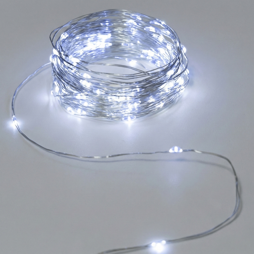 Aigostar - LED välisvalguskett 50xLED/3xAA 5,3 m külmvalge