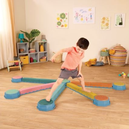B-Toys - Laste mängukivid tasakaalu arendamiseks BALANCE & HOP 6 tk