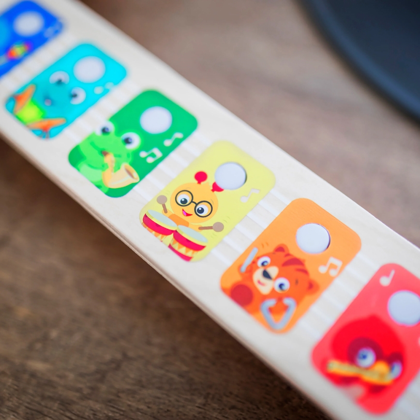 Baby Einstein - puidust muusikamänguasi MAGIC TOUCH kitarr 3xAA