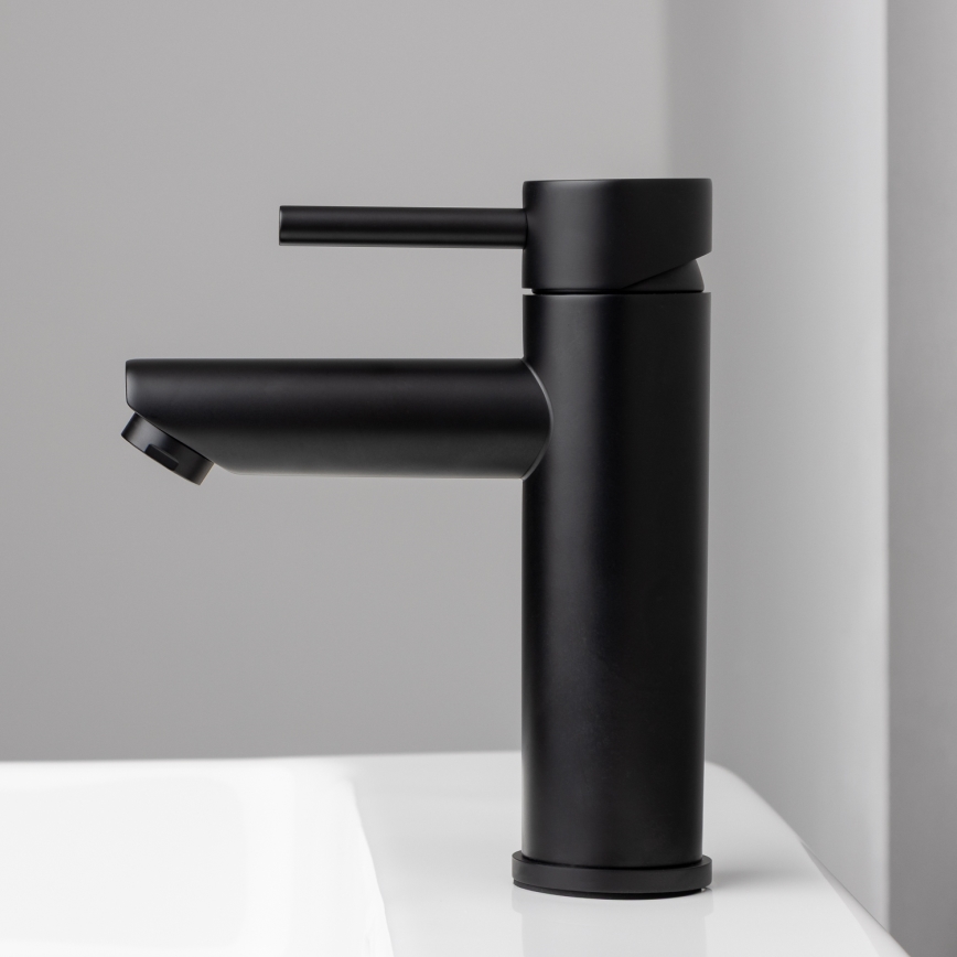 BATH DELUXE 28-017-03-02-02 - Valamu kraan RINGSTED 17,8 cm matt must