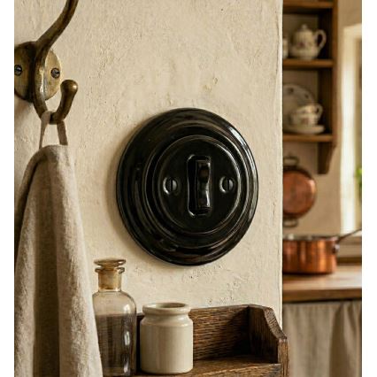 Bohemia-Design - elegantne retro portselanist uksekella lüliti raamiga, must