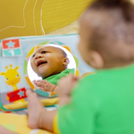 Bright Starts - Laste mängumatt OBALL GRIP & KICK 3xAA