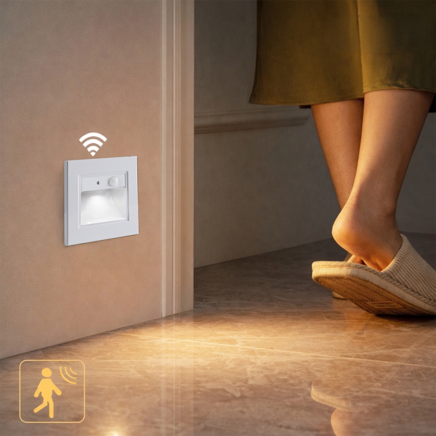 Brilagi - LED-trepi valgusti liikumisanduriga STEP LIGHT LED/1,5W/230V IP44 valge