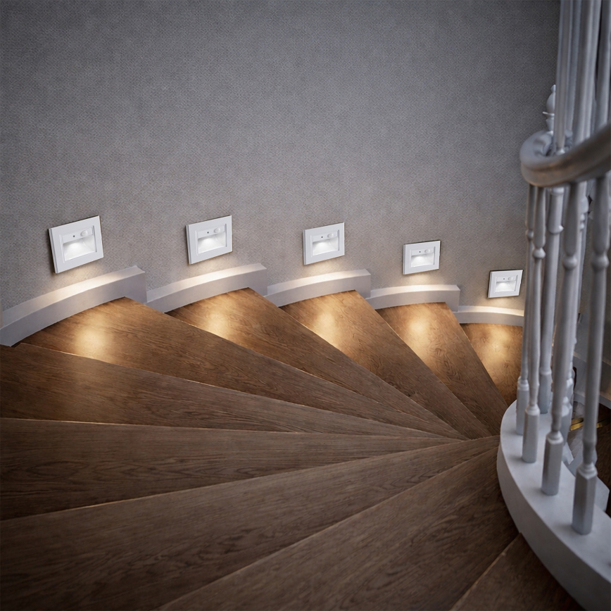 Brilagi - LED-trepi valgusti liikumisanduriga STEP LIGHT LED/1,5W/230V IP44 valge
