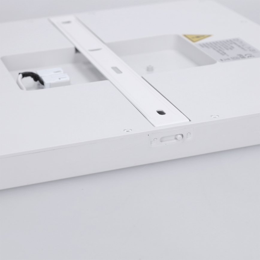 Brilagi - hämardatav LED-laelamp ESTELA SQUARE LED/36W/230V 3000-6500K 31x31 cm valge + kaugjuhtimispult