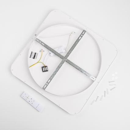 Brilagi - Hämardatav LED-laevalgusti FALCON SLIM LED/50W/230V 3000-6500K 50x50 cm valge + kaugjuhtimispult