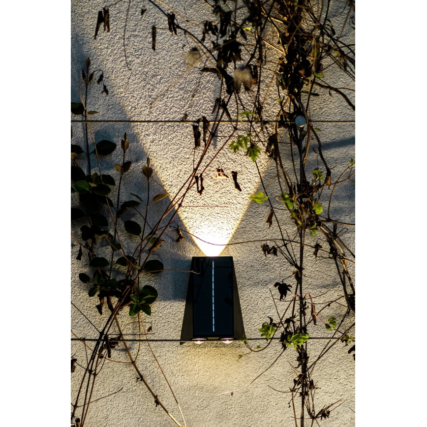 Brilagi - LED Päikesepaneeliga seinavalgusti PYRAMID LED/2W/3,2V 1300 mAh IP54