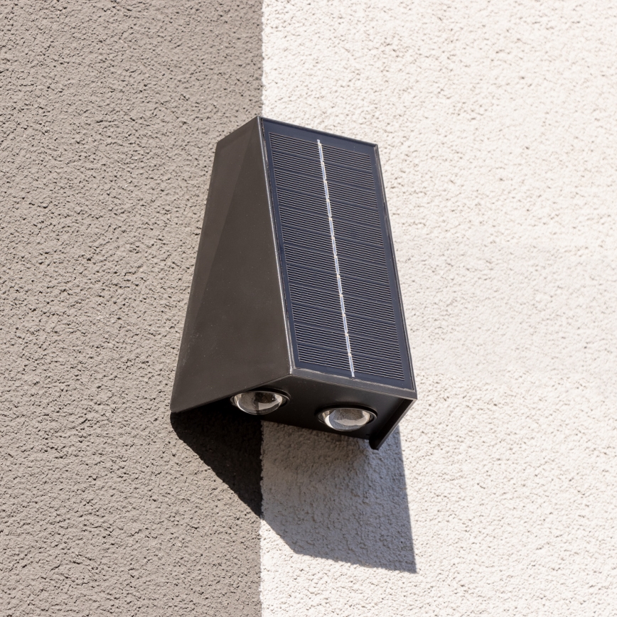 Brilagi - LED Päikesepaneeliga seinavalgusti PYRAMID LED/2W/3,2V 1300 mAh IP54