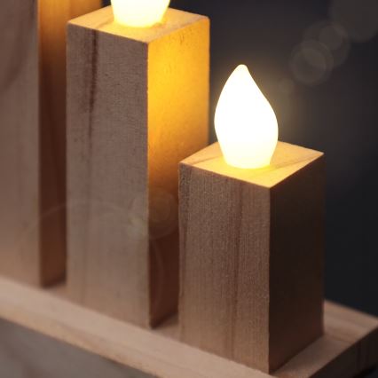 BRILAGI - LED puidust jõuluküünlajalg 10xLED/2xAA