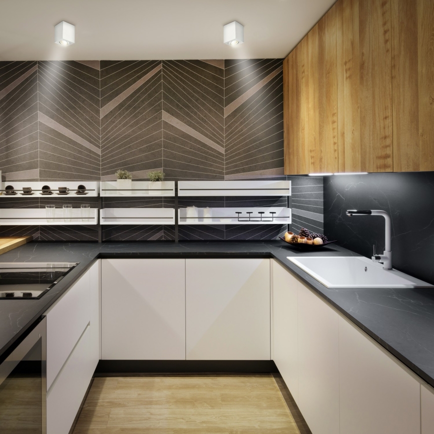 Brilagi - LED RGBW hämardatav suunavalgusti MIA 1xGU10/6W/230V 3000K 100x80 mm valge + kaugjuhtimispult