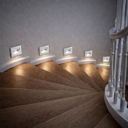 Brilagi - LED trepivalgusti anduriga STEP LIGHT LED/1,5W/230V IP44 hõbedane