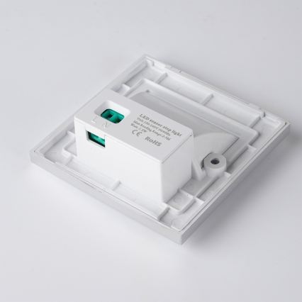 Brilagi - LED trepivalgusti anduriga STEP LIGHT LED/1,5W/230V IP44 hõbedane