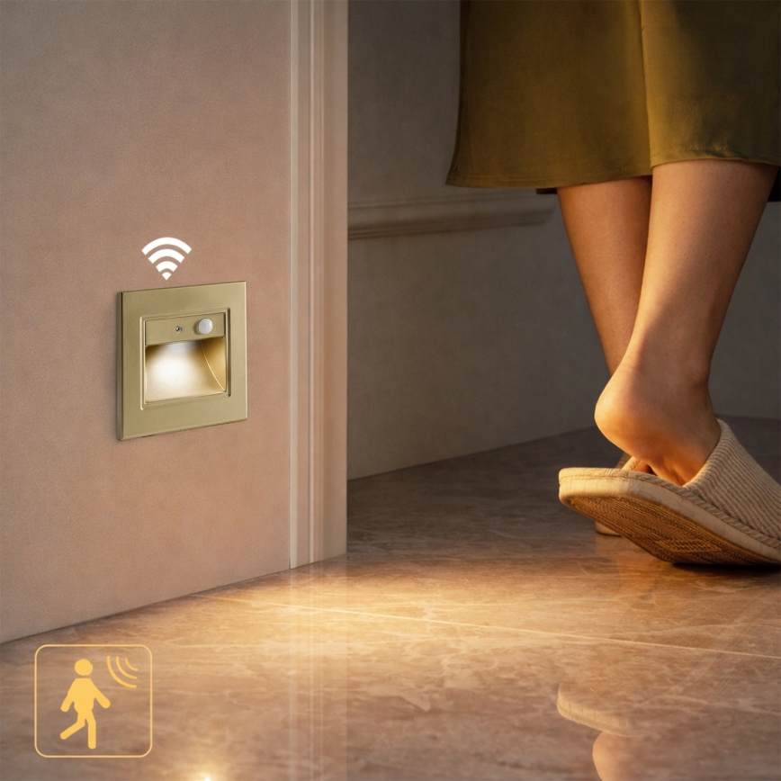 Brilagi - LED-trepi valgusti anduriga STEP LIGHT LED/1,5W/230V IP44 kuldne