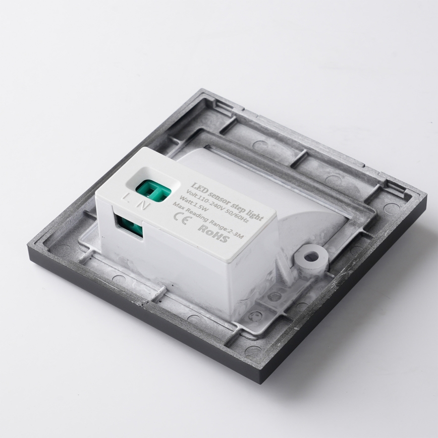 Brilagi - LED trepivalgusti anduriga STEP LIGHT LED/1,5W/230V IP44 must