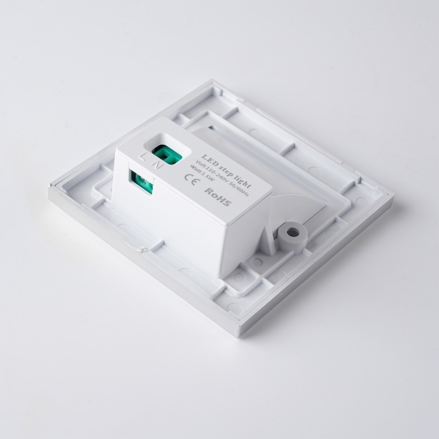 Brilagi - LED-trepivalgusti STEP LIGHT LED/1,5W/230V IP44 hõbedane