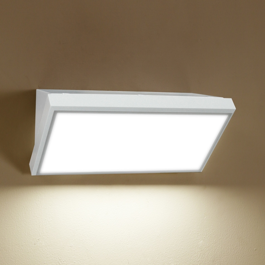 Brilagi - LED Väli seinavalgusti koos anduriga TRIANGLE LED/20W/230V valge IP65