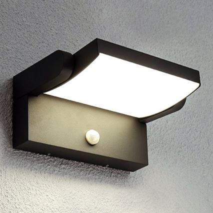BRILAGI - LED välisseinale paigaldatav seinavalgusti liikumis- ja hämaruseanduriga ANKLE LED/12W/230V IP65 must
