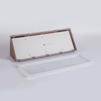 Brilagi - LED välisseinavalgusti TRIANGLE LED/42W/230V pruun IP65