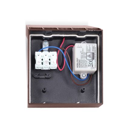 Brilagi - LED välistingimustele mõeldud seinavalgusti RIANO LED/8W/230V pruun IP65