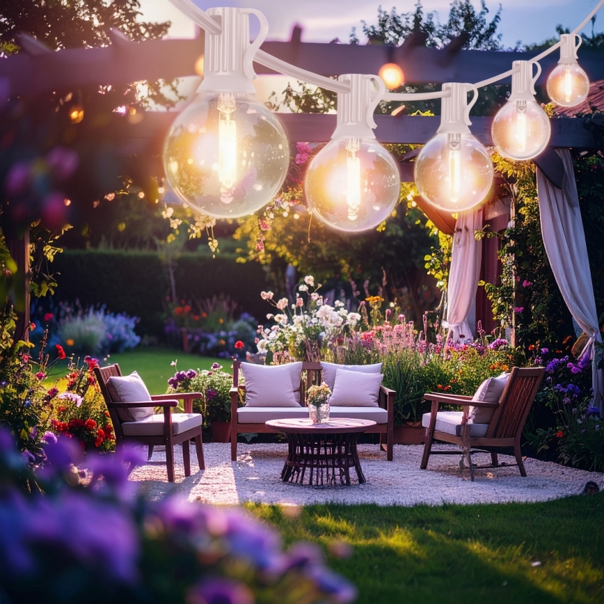 Brilagi - LED välistingimustele sobiv dekoratiivne valguskett GIRLANDA 10xE12/0,6W/230V 8m valge IP44 soojavalge