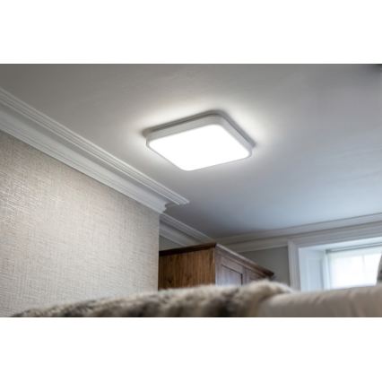 BRILAGI - LED-vannitoa laevalgusti anduriga ZENNA LED/24W/230V 34,5x34,5 cm IP44 valge + kaugjuhtimispult