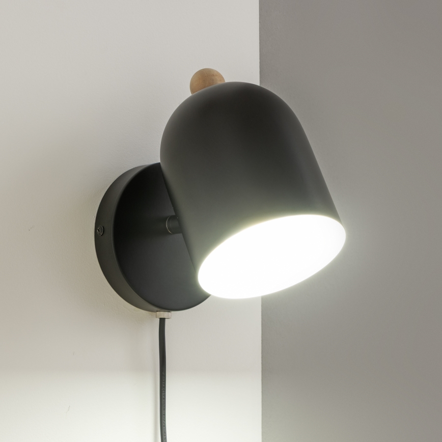 Brilagi - seinale kinnitatav suunavalgusti GALLION 1xE27/15W/230V must