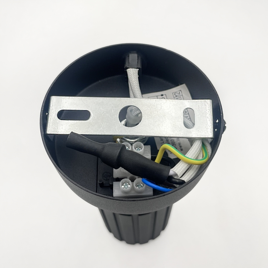 Brilagi - Seinale paigaldatav suunatav valgusti CRISPINA 1xGU10/10W/230V must