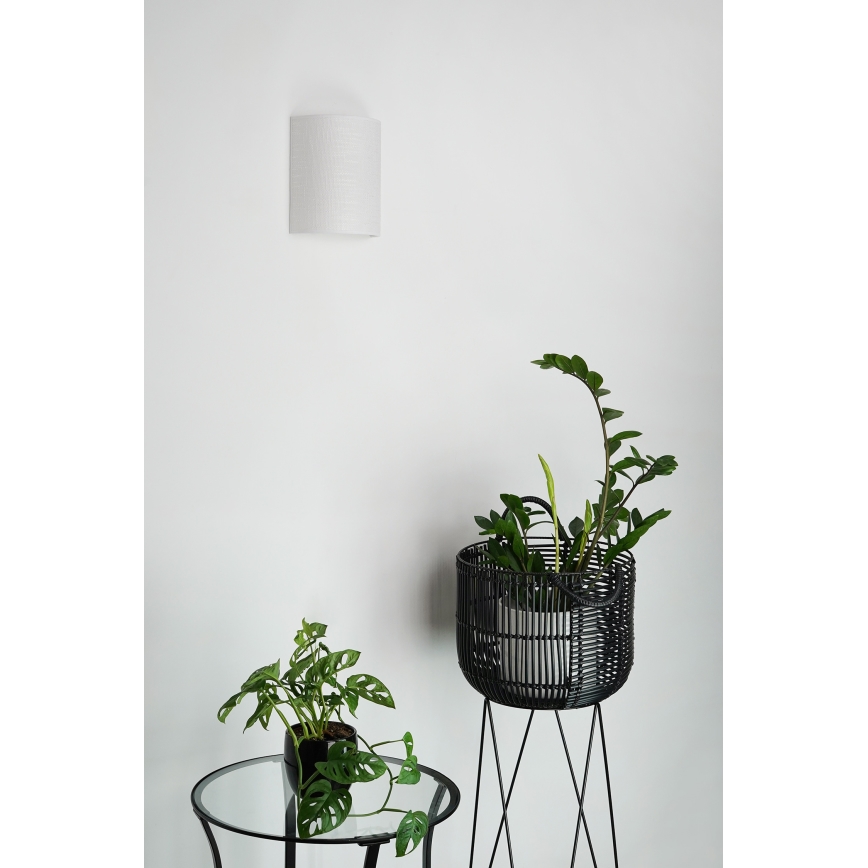 Brilagi - Seinavalgusti SEMI 1xE27/15W/230V helehall