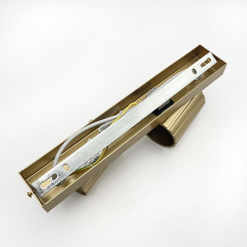 Brilagi - suunavalgusti CRISPINA 2xGU10/10W/230V kuldne