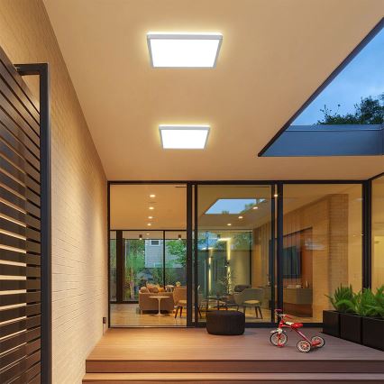 Brilagi - LED-vannitoa laevalgusti ULTRA SLIM LED/24W/230V 42x42 cm hõbedane IP54