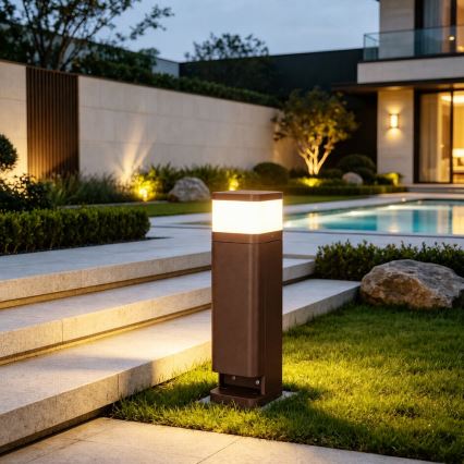 BRILAGI - Välisvalgusti 2 SCHUKO-pistikupesaga PILLAR 1xG9/11W/230V IP44 pruun