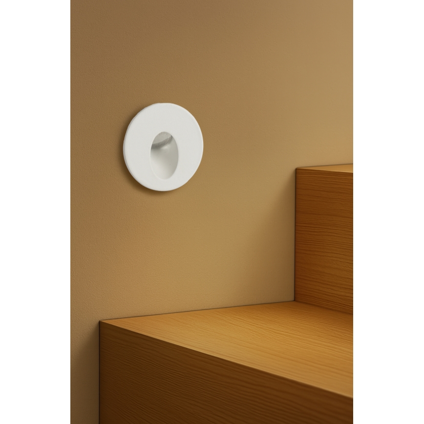 Brilagi - välitingimustesse mõeldud sisseehitatav LED-valgusti STAIRDOT LED/2W/230V, valge, IP65, ümmargune