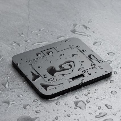 Brilagi - välitingimustesse mõeldud süvistatav põrandapistikupesa IP55, must, ristkülikukujuline