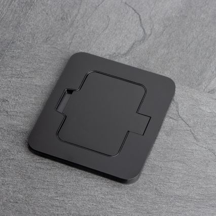 Brilagi - välitingimustesse mõeldud süvistatav põrandapistikupesa IP55, must, ristkülikukujuline