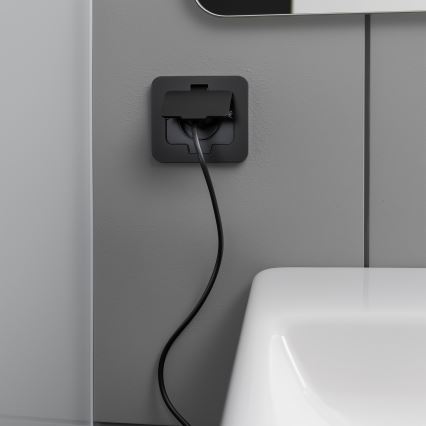 Brilagi - välitingimustesse mõeldud süvistatav põrandapistikupesa IP55, must, ristkülikukujuline