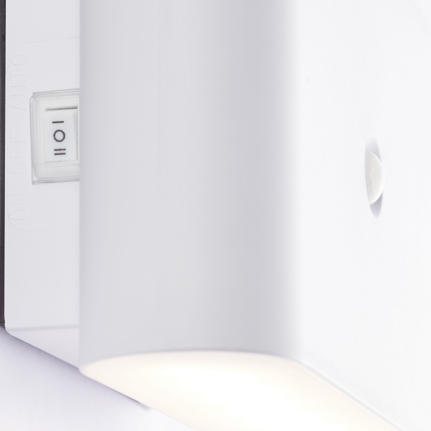 Brilliant - LED Väli laetav Seinavalgusti anduriga XINO LED/3W/5V 3600 mAh IP44 valge