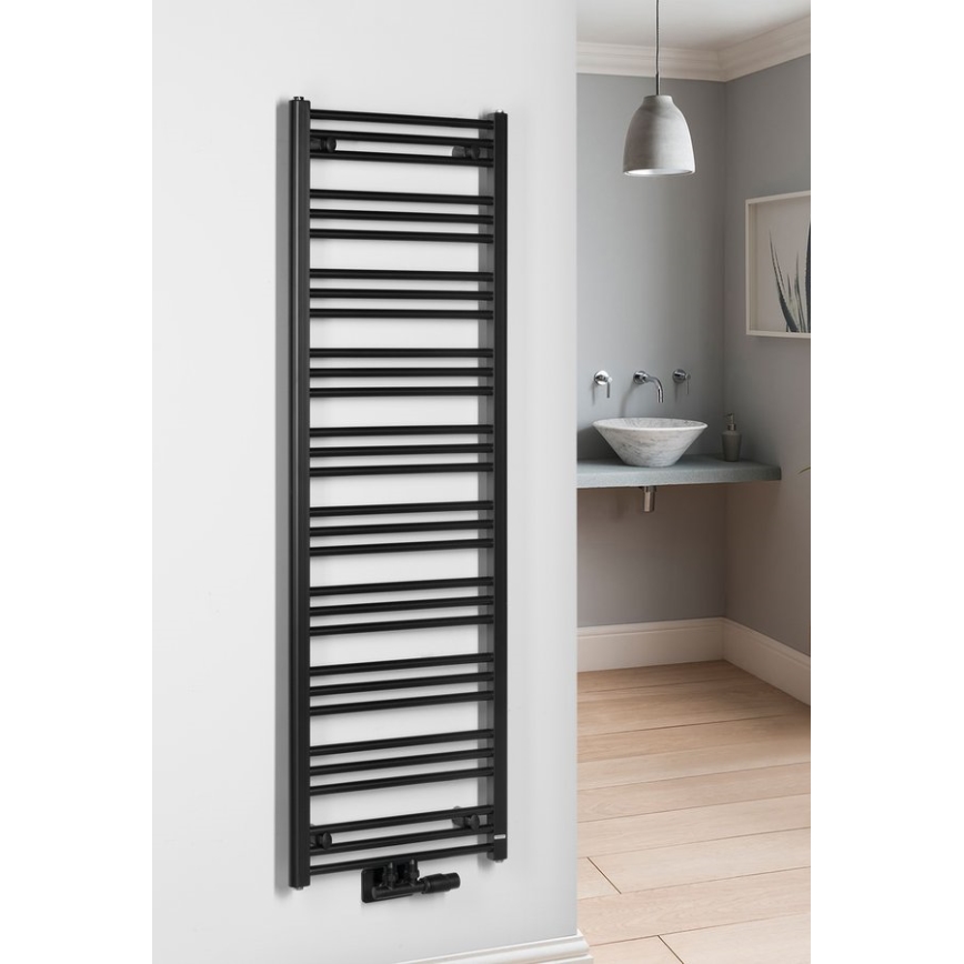 Bruckner - Vannitoa radiaator ALBRECHT 657W/230V 50x157 cm matt must