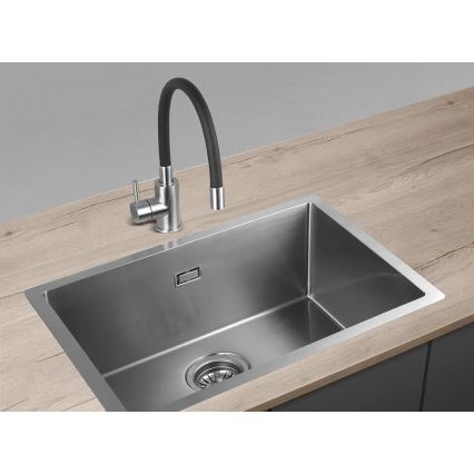 Concept BDC7138 - Köögisegisti painduva voolikuga, läikiv kroom/must