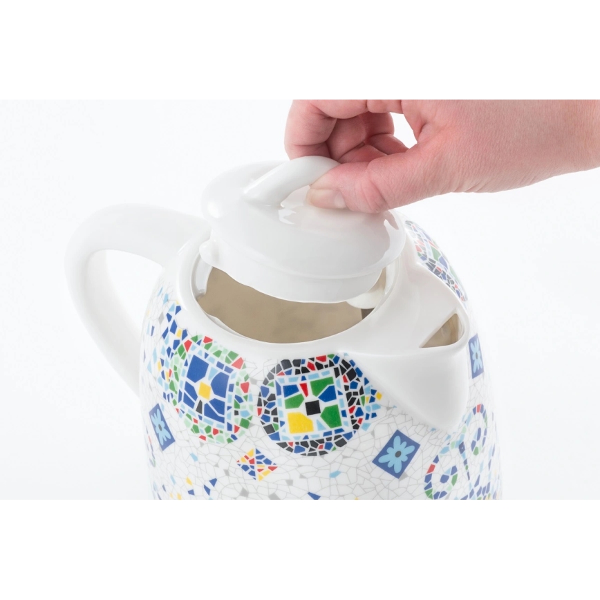 Concept RK0020 - Kiire veekeetja 1,5 l 1350W/230V erksavärviline/keraamiline