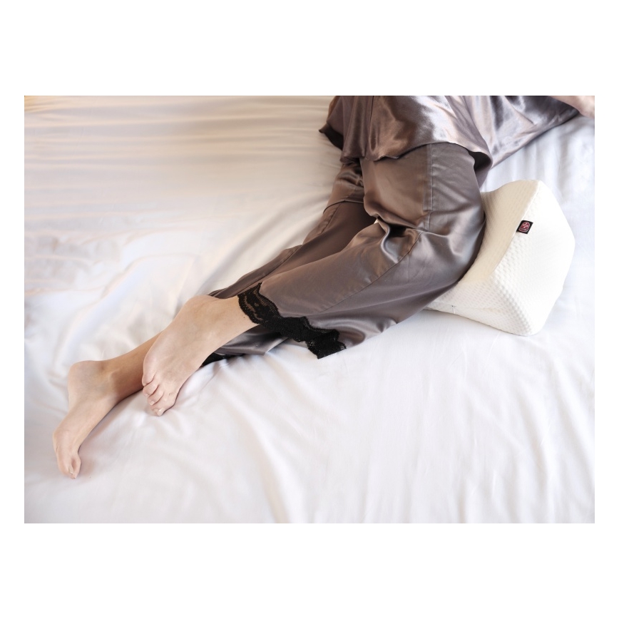 CONNECT IT CFH-6010-WH - Anatoomiline põlvedevaheline padi Taurus Knee valge