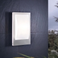 Eglo 33569 - LED välisseinale mõeldud seinavalgusti VERRES-C 1xE27/9W/230V IP44 mattkroomviimistlusega