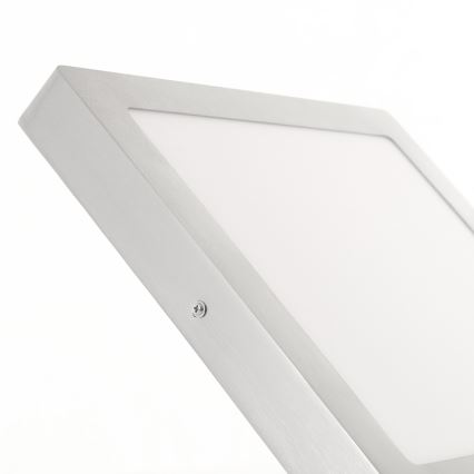 Eglo 78218 - LED laevalgusti FUEVA LED/22W/230V 30x30 cm matitud kroom