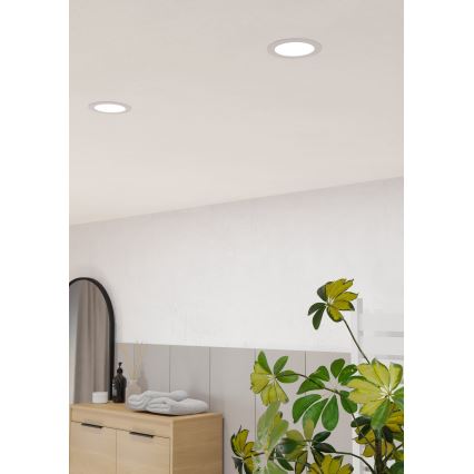 Eglo - LED vannitoa lae sisse paigaldatav valgusti LED/6,3W/230V 2700/4000/6500K läbimõõt 11,9 cm IP44 valge
