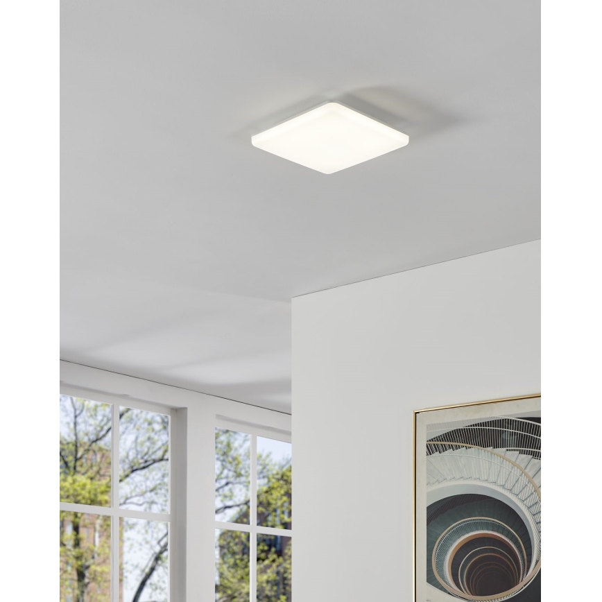Eglo - LED vannitoa laevalgusti LED/20W/230V 2700/4000/6500K 31x31 cm IP54 valge