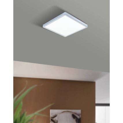 Eglo - LED vannitoa laelamp LED/20W/230V IP44 28,5x28,5 cm